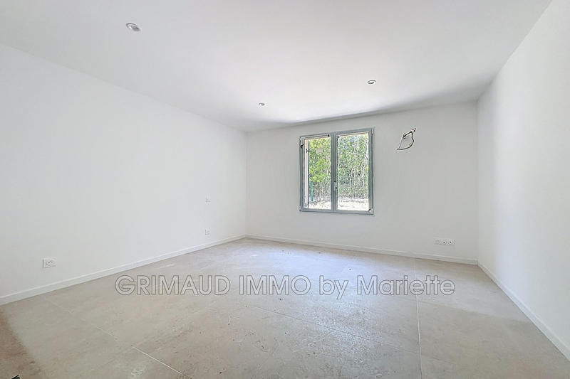 Appartement - 107 m² - 4 pièces