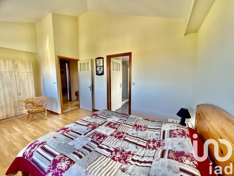 Maison - 217 m² - 4 pièces