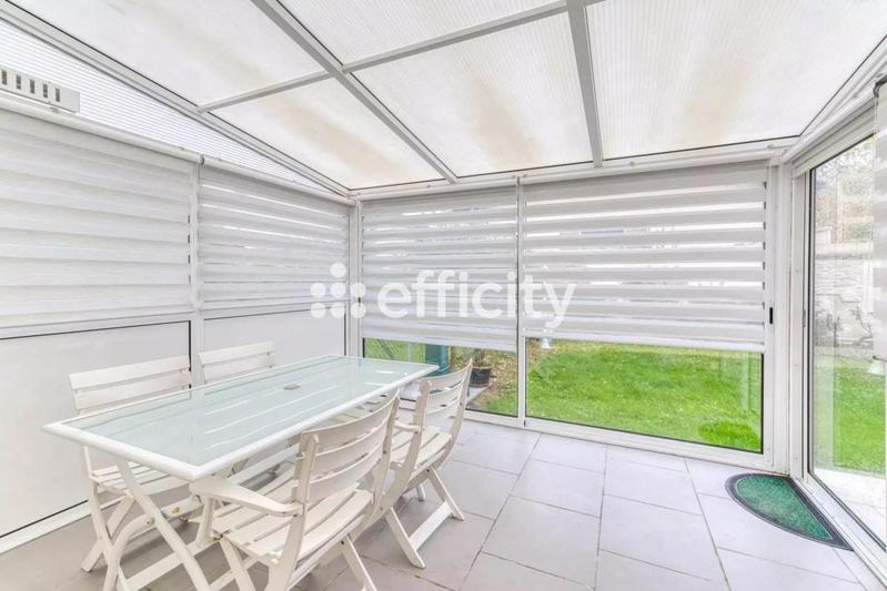 Pavillon - 120 m² - 7 pièces