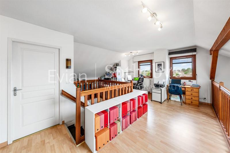 Appartement - 125 m² - 5 pièces