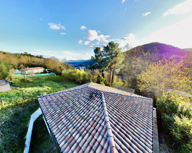 Villa - 80 m² - 4 pièces