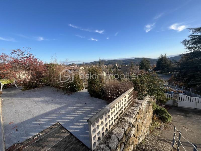 Maison - 143 m² - 4 pièces