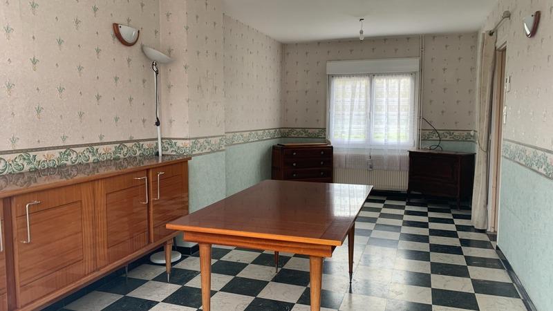 Maison - 85 m² - 5 pièces