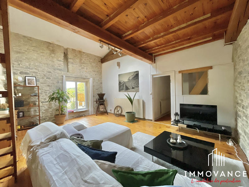 Maison ancienne - 186 m² - 6 pièces