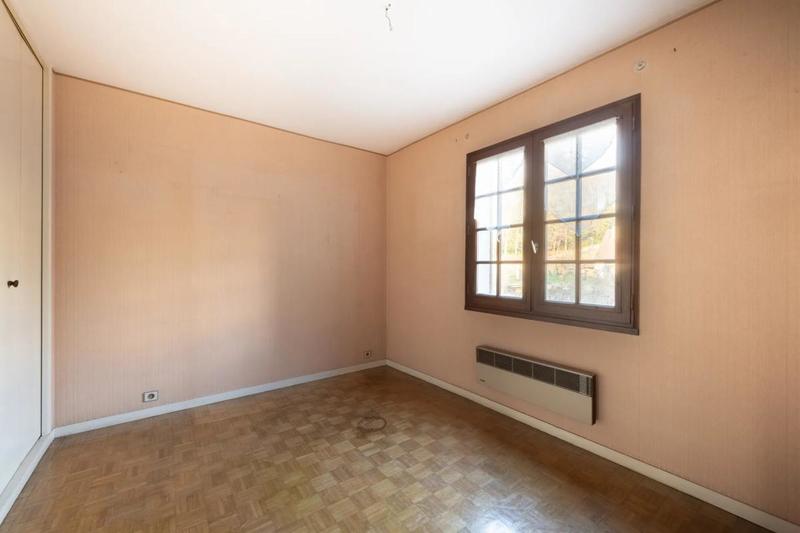 Maison - 80 m² - 6 pièces