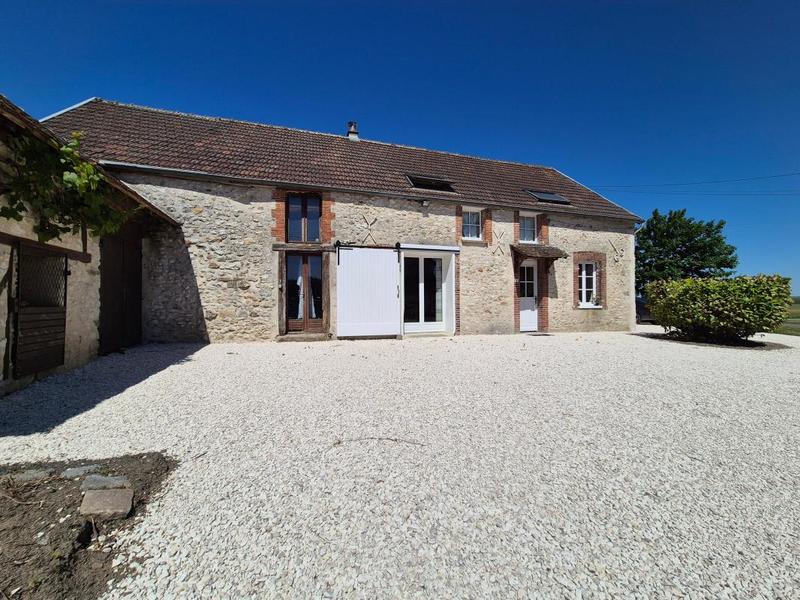 Maison - 101 m² - 4 pièces