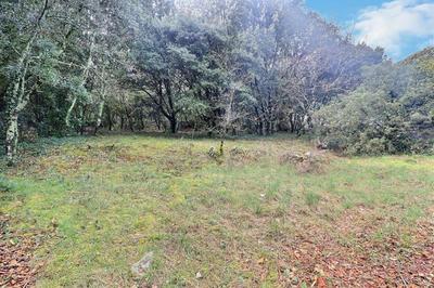 Terrain constructible - 1 840 m²