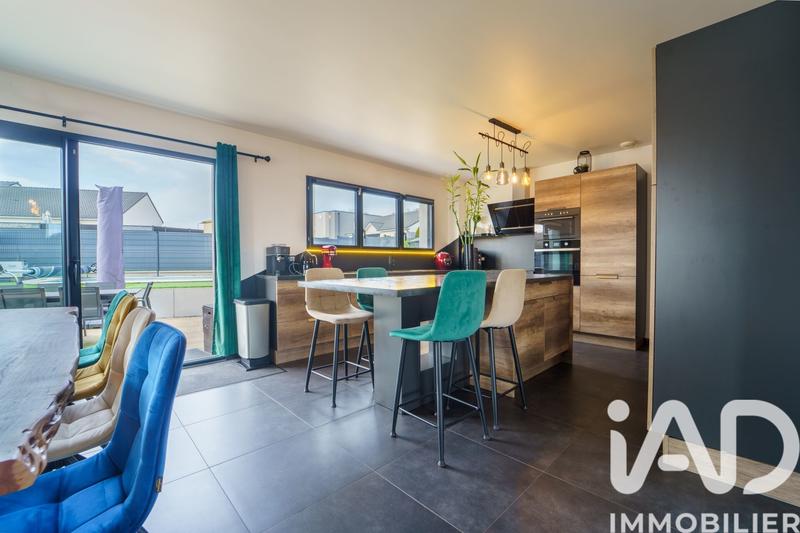 Maison - 141 m² - 6 pièces