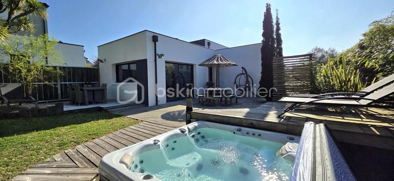 Maison - 107 m² - 5 pièces