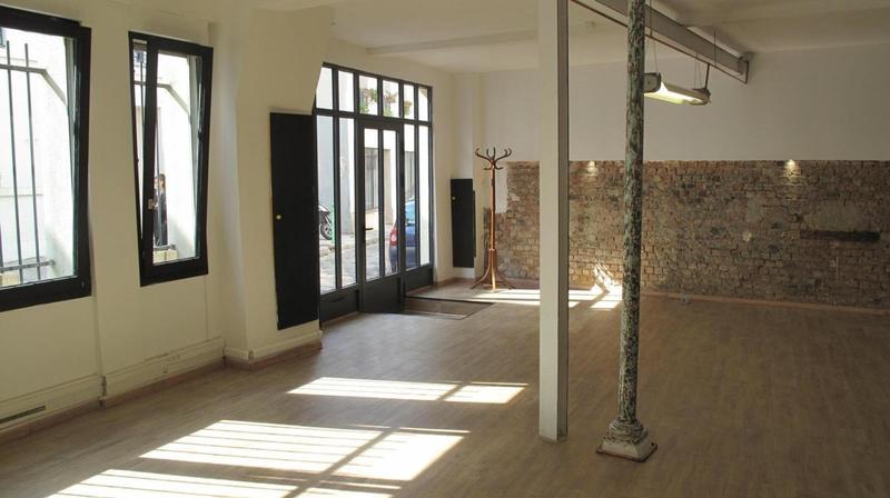 Bureau - 83 m² - 1 pièce