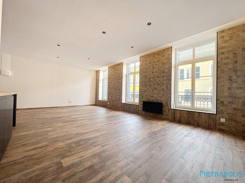 Appartement - 108 m² - 5 pièces
