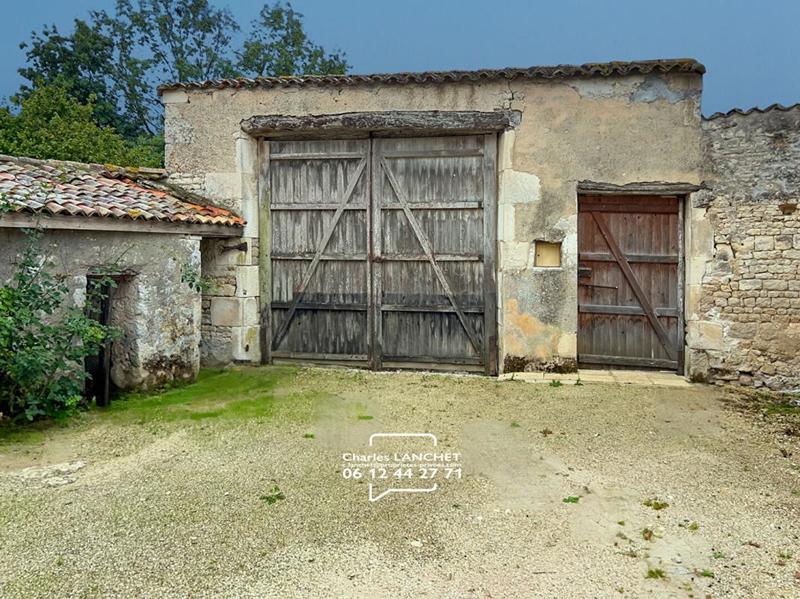 Maison - 250 m² - 6 pièces