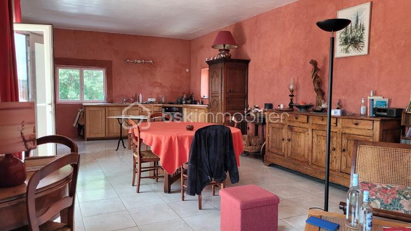 Mas - 150 m² - 7 pièces