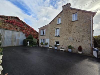 Maison - 143 m² - 6 pièces