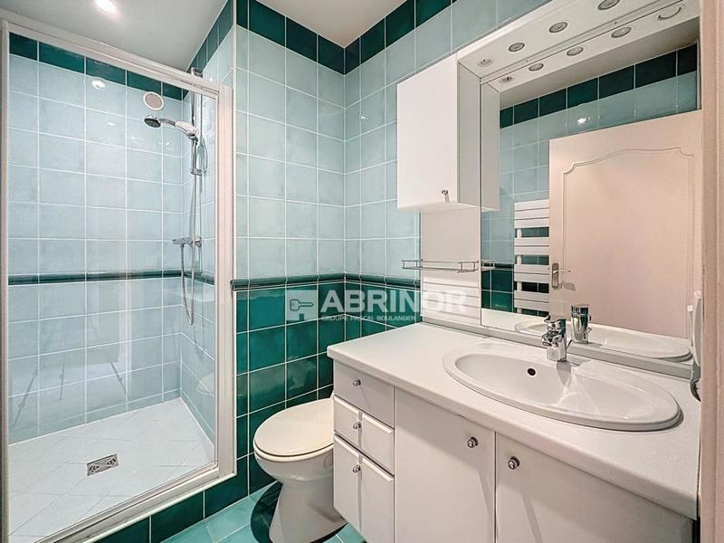 Appartement - 100 m² - 4 pièces