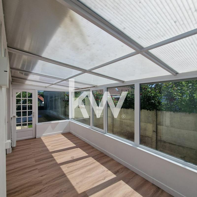 Pavillon - 90 m² - 5 pièces