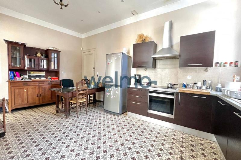 Maison de ville - 263 m² - 9 pièces