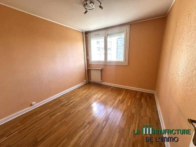 Appartement - 77 m² - 4 pièces