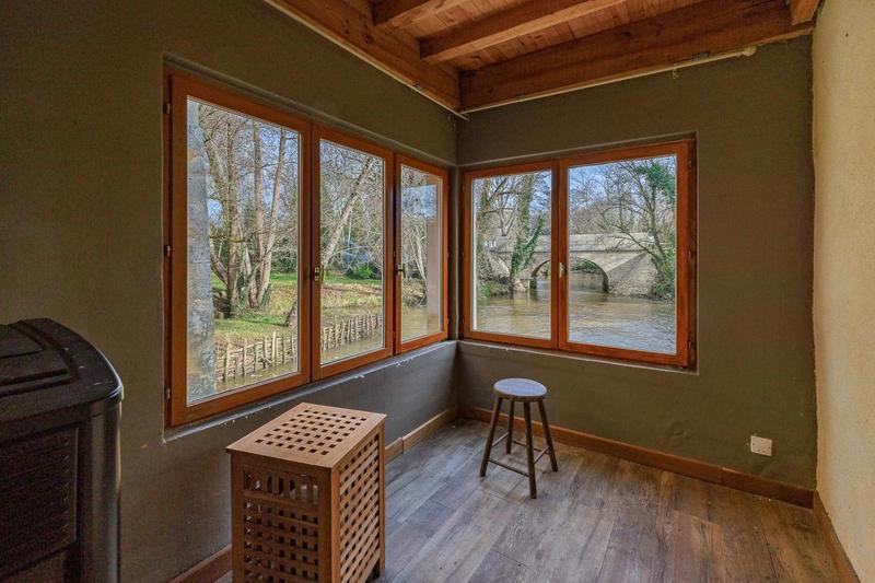 Moulin - 51 m² - 2 pièces