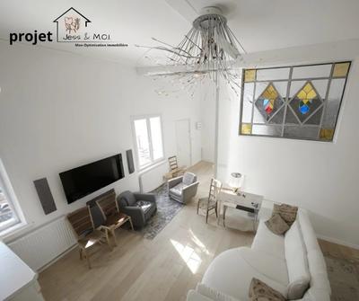 Maison - 197 m² - 6 pièces