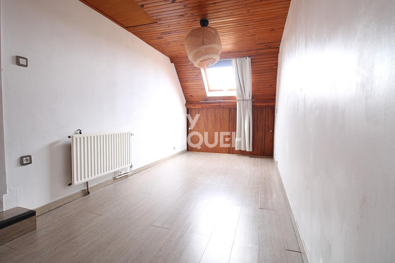 Maison - 107 m² - 5 pièces