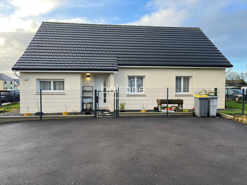 Maison - 95 m² - 4 pièces