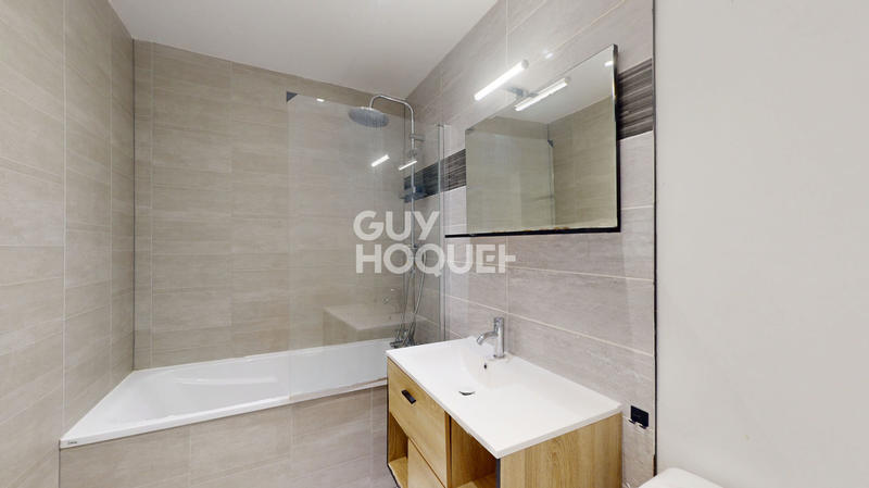 Maison - 101 m² - 5 pièces