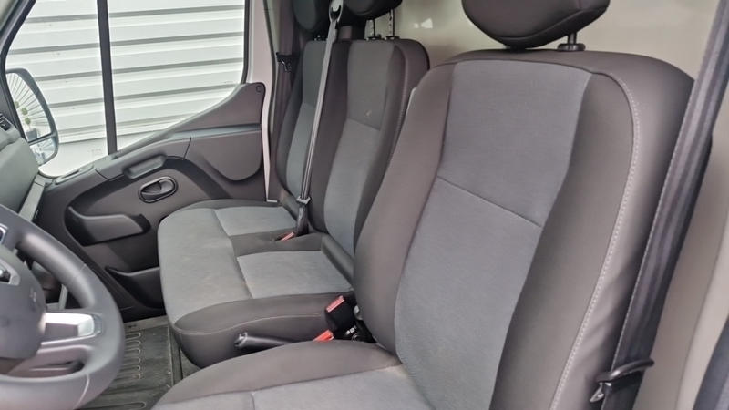 Renault Master F3500 l3h1 blue dci 145 confort Caisse 20 m3