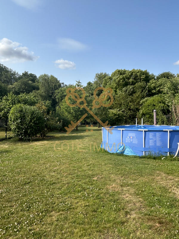 Maison - 236 m² - 8 pièces