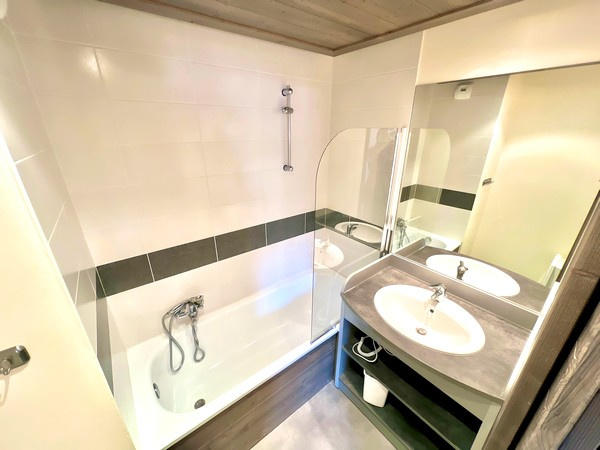 Appartement - 56 m² - 4 pièces