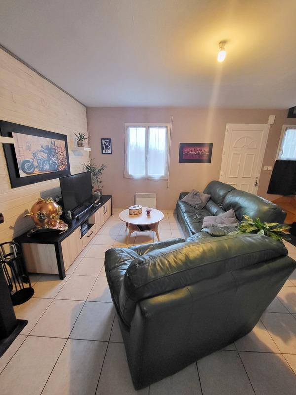 Maison - 96 m² - 7 pièces