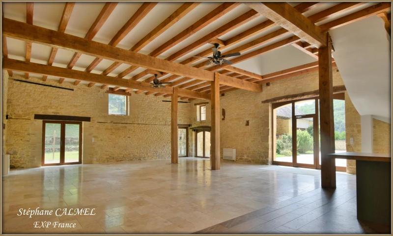 Propriété - 289 m² - 7 pièces