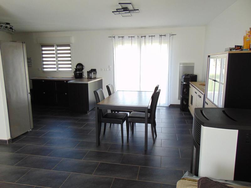 Maison - 105 m² - 6 pièces