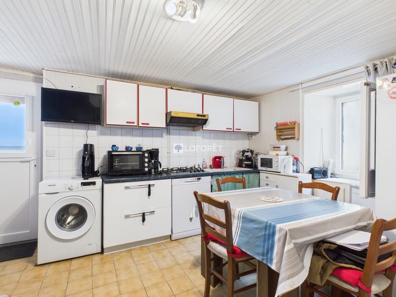 Maison - 80 m² - 5 pièces