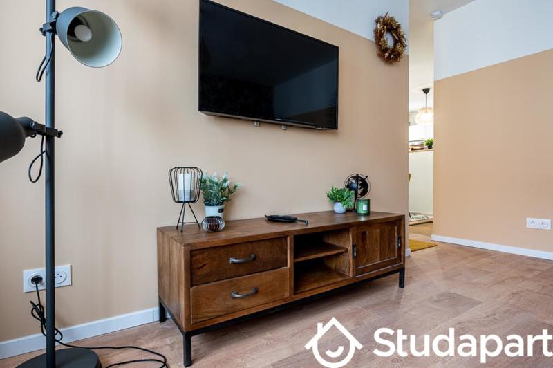 Chambre - 11 m² - 1 pièce