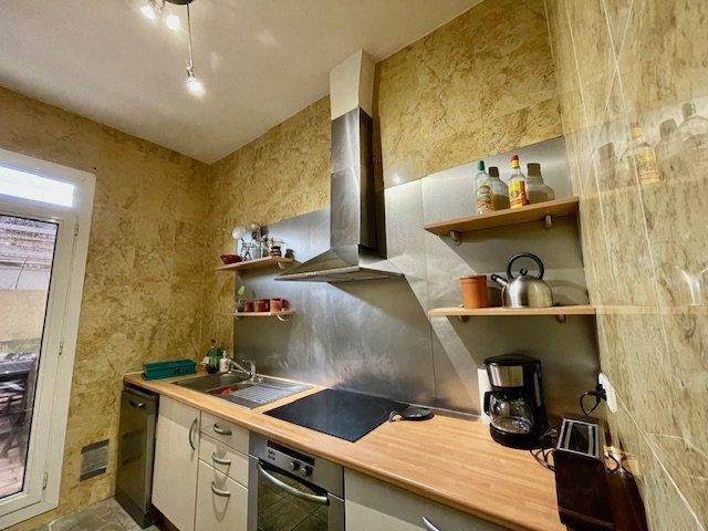 Maison - 295 m² - 4 pièces