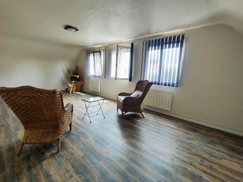 Maison - 137 m² - 5 pièces