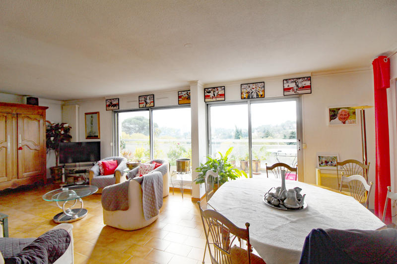 Appartement - 106 m² - 5 pièces