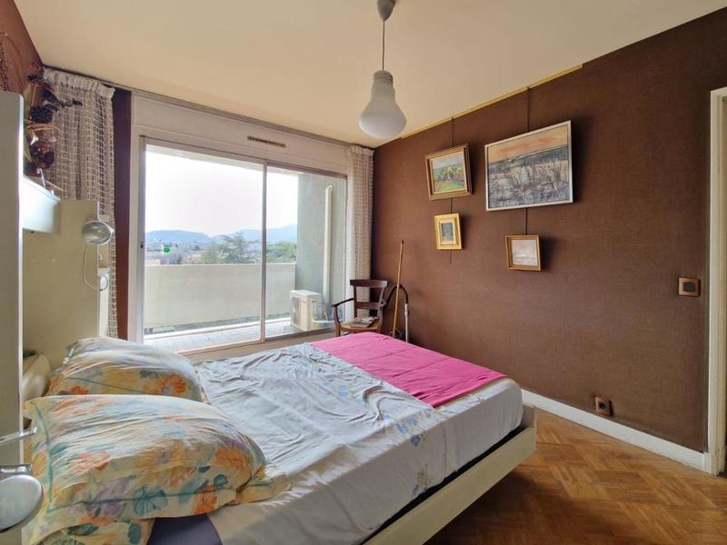 Appartement - 96 m² - 4 pièces