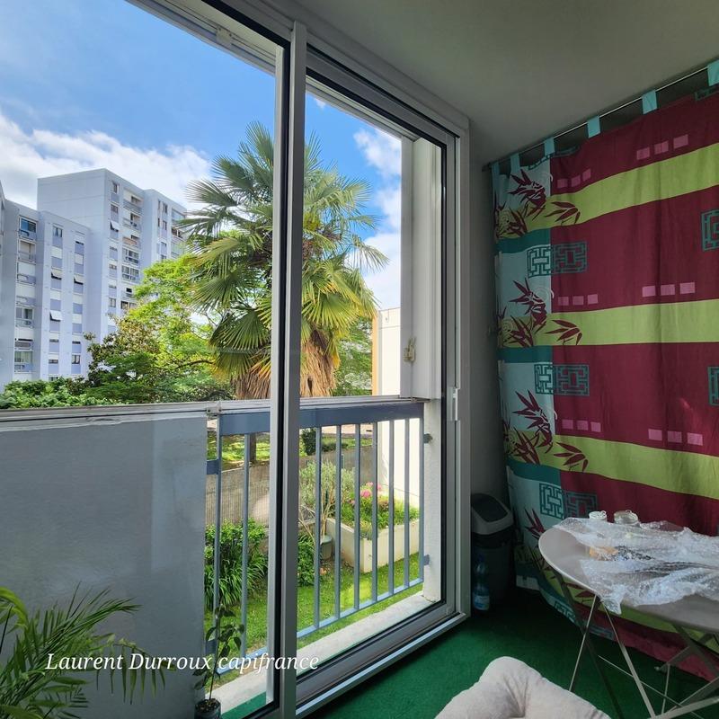 Appartement - 80 m² - 3 pièces