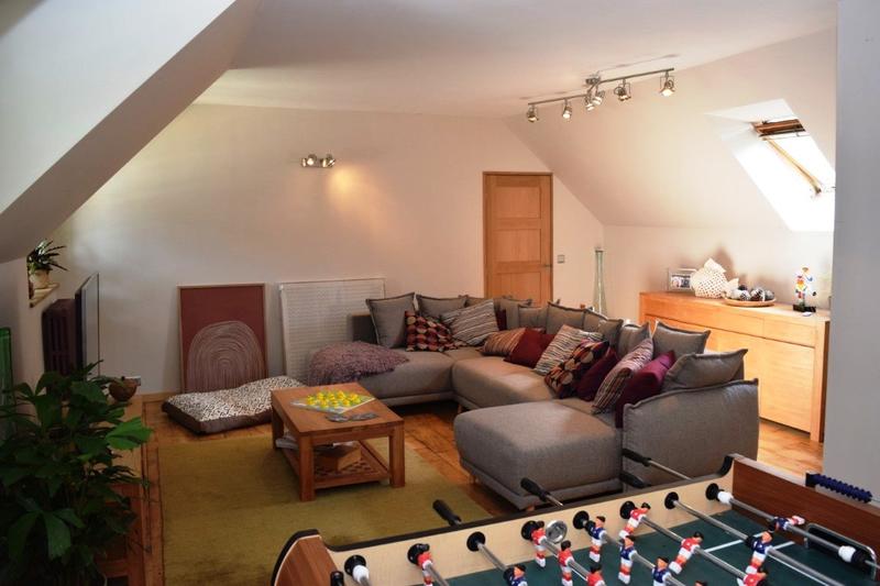 Maison - 251 m² - 10 pièces