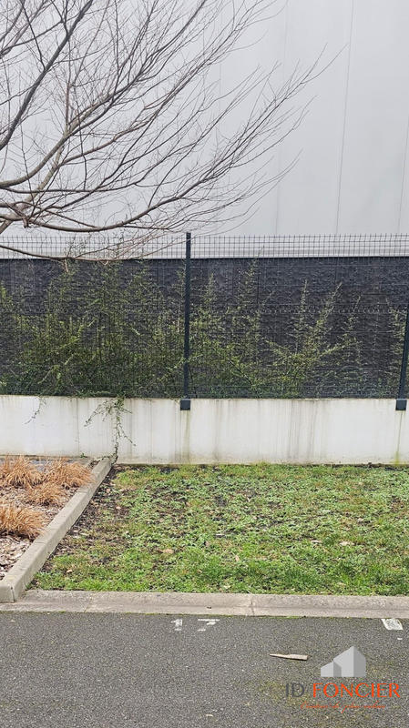 Parking / Garage - 13 m²