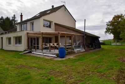 Maison - 191 m² - 7 pièces