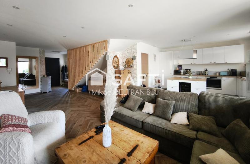 Villa - 152 m² - 6 pièces