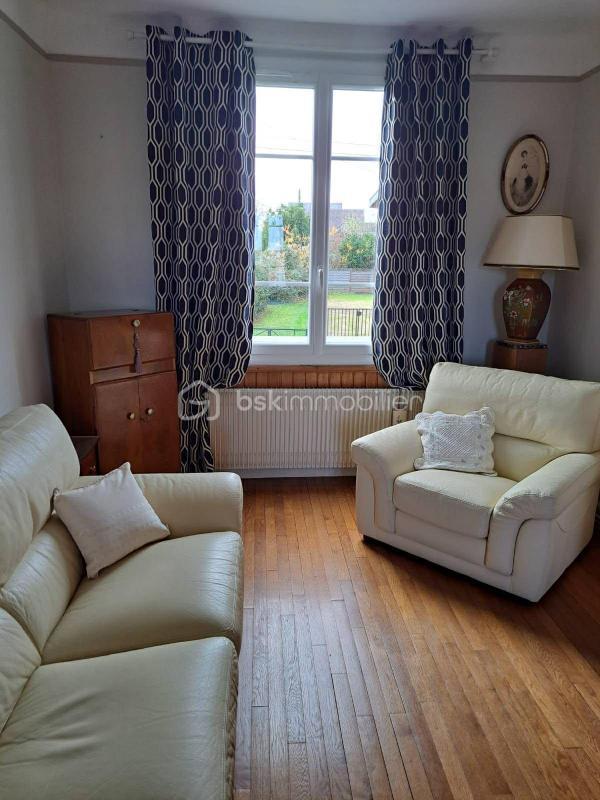 Maison - 84 m² - 5 pièces