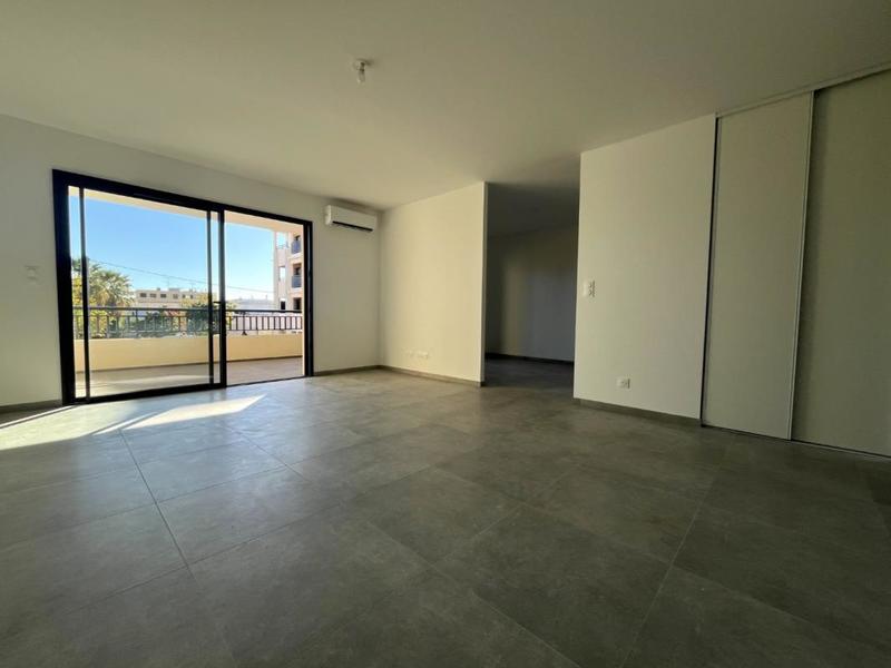 Appartement - 76 m² - 3 pièces