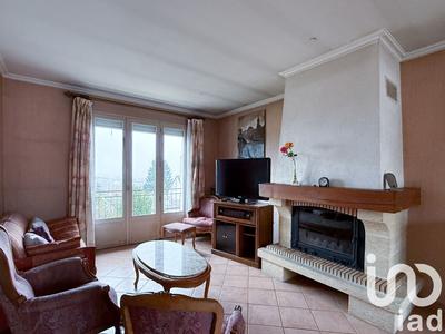 Maison - 94 m² - 5 pièces
