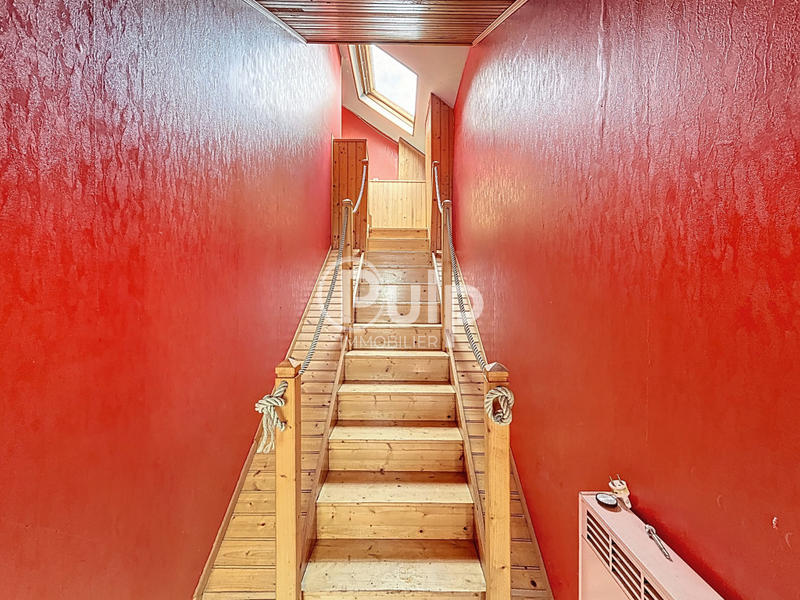 Maison - 122 m² - 5 pièces