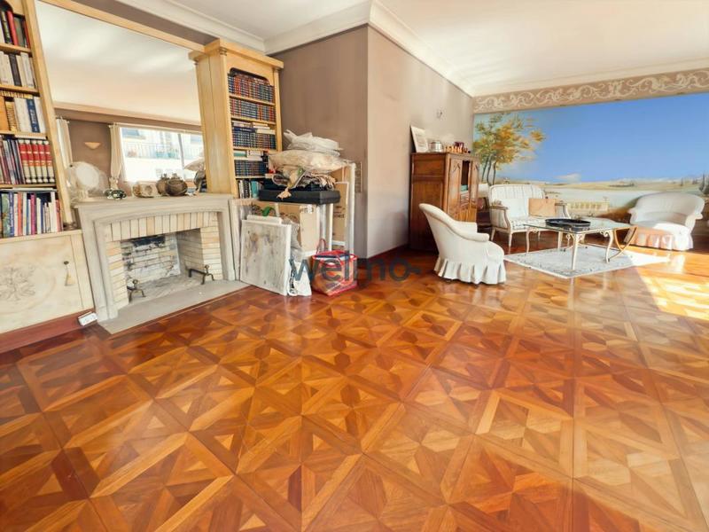 Appartement - 90 m² - 4 pièces