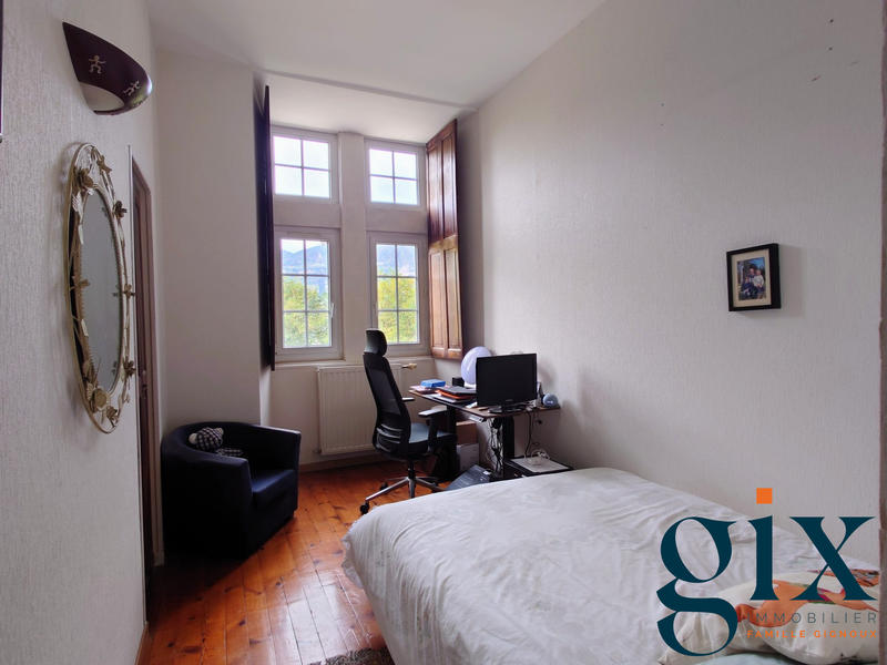 Appartement - 154 m² - 5 pièces